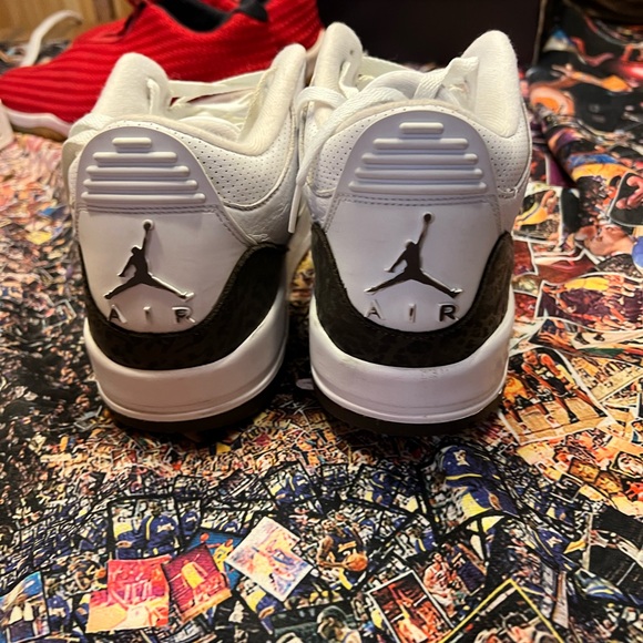 Size 11.5 Jordan mocha - Picture 5 of 5
